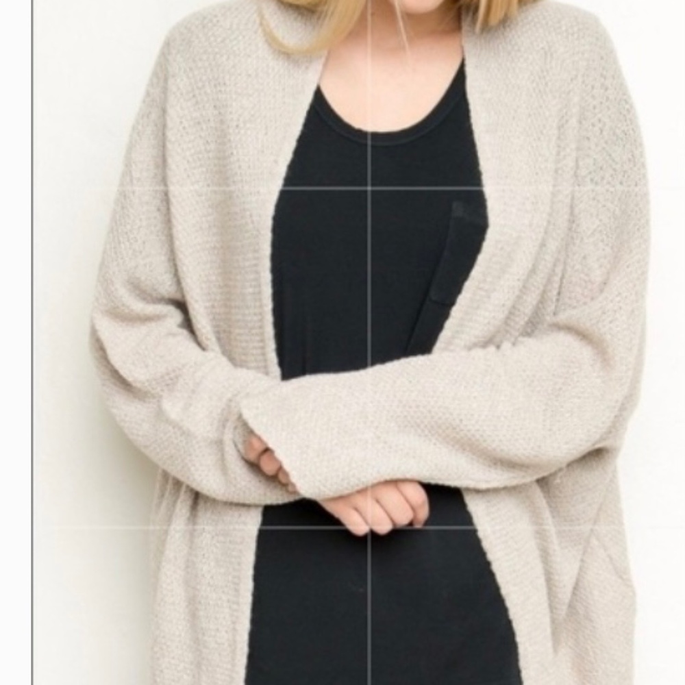Brandy Melville Carolina Cardigan Sweater